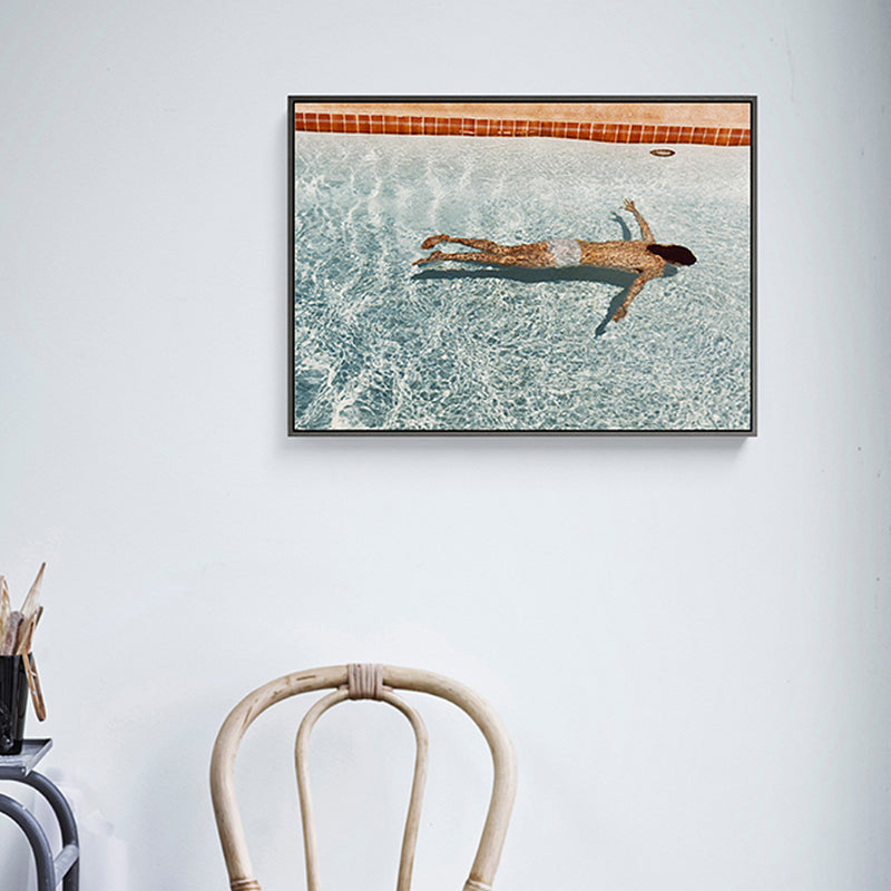 Frendorf | Frau Schwimmen im Pool Malerei Texturiert Pop Art Mädchen Schlafzimmer Leinwanddruck in Blau