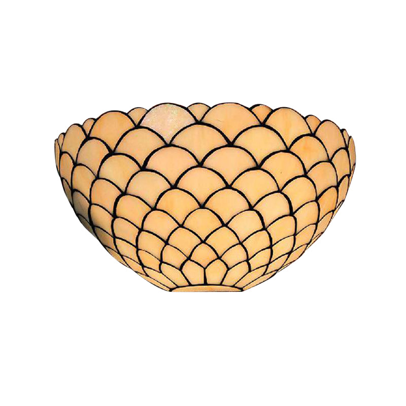 Frendorf | Beige Vis Schub Lamp Traditioneel Gevederd Glas 1 Licht Wandmontage Lamp voor Slaapkamer