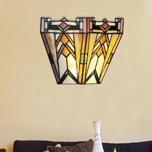 Frendorf | Handwerker Geometrische Wandlampe Buntglas 1 Licht Wandleuchte in Beige für Wohnzimmer