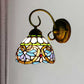 Frendorf | Dome Wandleuchte Viktorianisch 1 Kopf Buntglas Wand sconces Beleuchtung in Antikmessing für Schlafzimmer