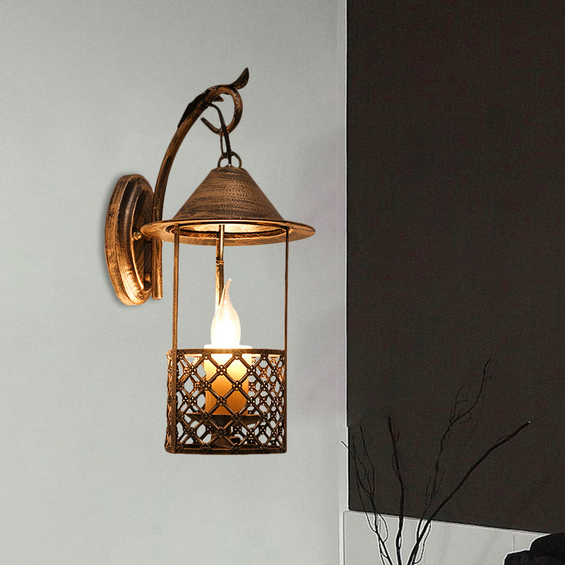Frendorf | 1 Kopf Laterne Wandleuchte mit flamlosem Kerzen Bauernhaus Stil Messing Metall Wandlampe für Restaurant