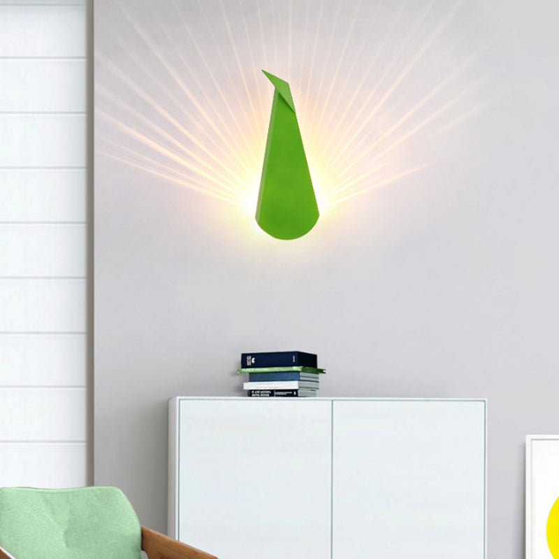 Frendorf | Moderne Pfau Wandlampe Metall LED Wandlicht für Wohnzimmer Studie Zimmer
