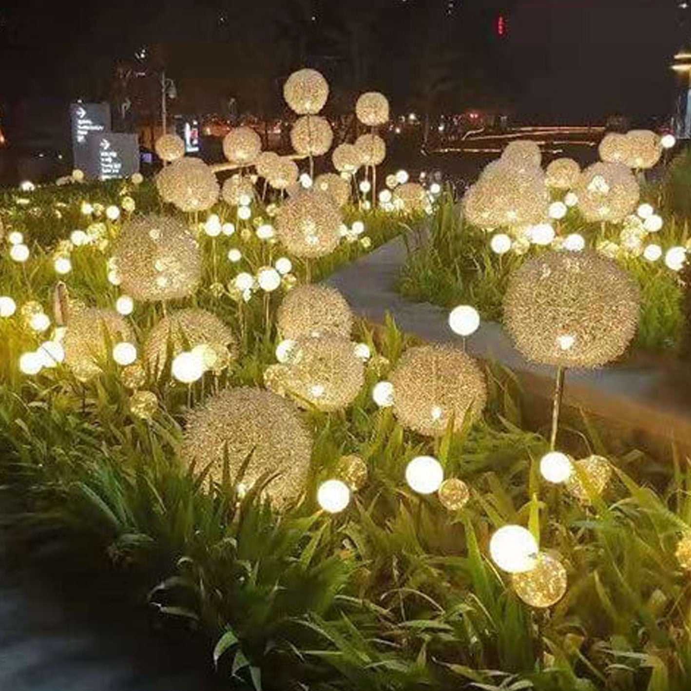 Frendorf | Solaris GlowSphere Gartenleuchte | Aluminiumkugel | LED Solarlicht | Wasserdicht | Warmweiß oder Weiß