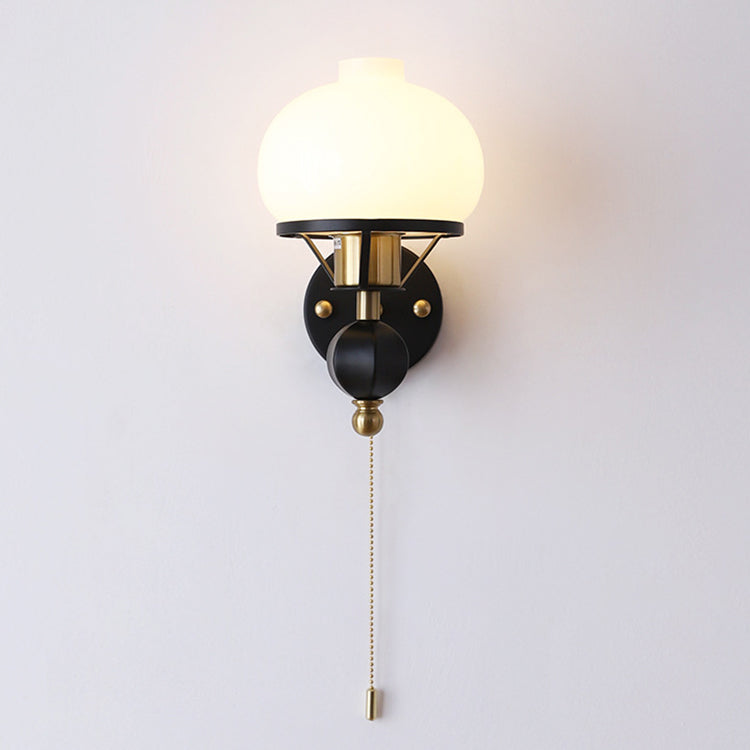 Frendorf | GeoLuxe Französische Geometrische Wandlampe | Eisen & Glas | 1-Licht Design für Wohnzimmer