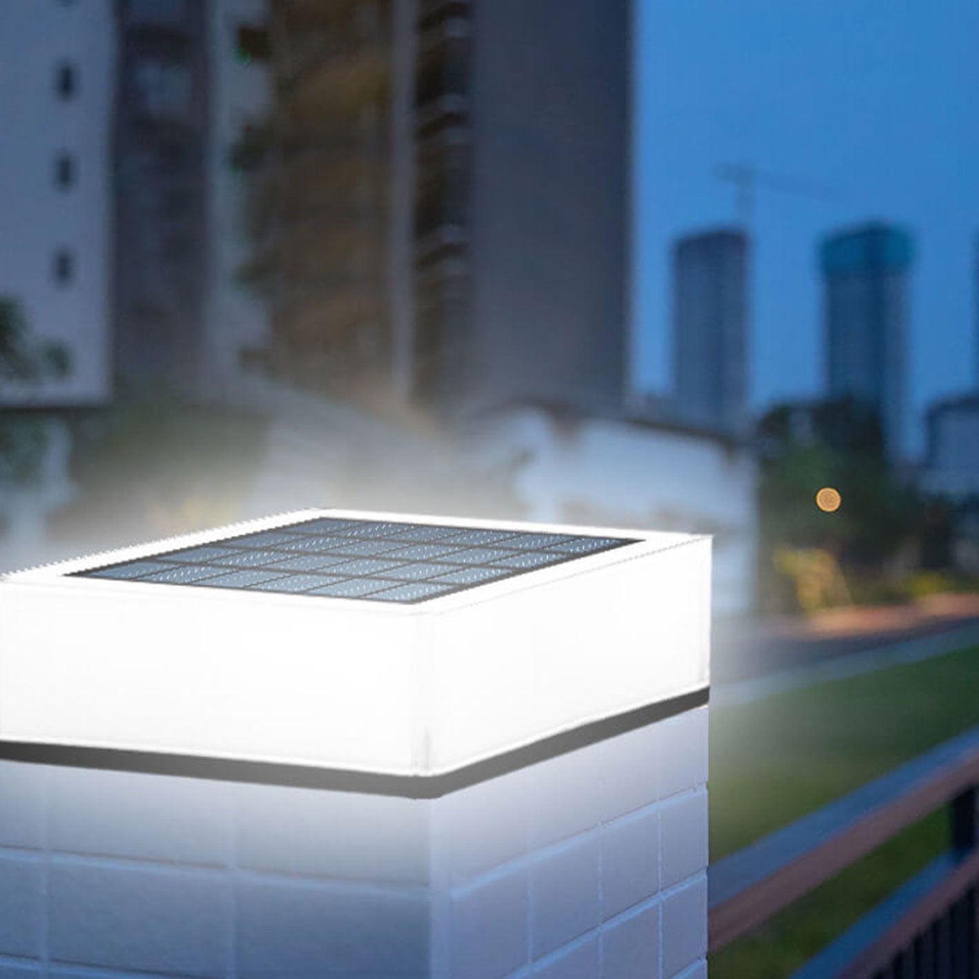 Frendorf | SolarAura RGB Solarleuchte für Außenbereiche | Moderne Gartenbeleuchtung | RGB & Warmweiß | Umweltschonend