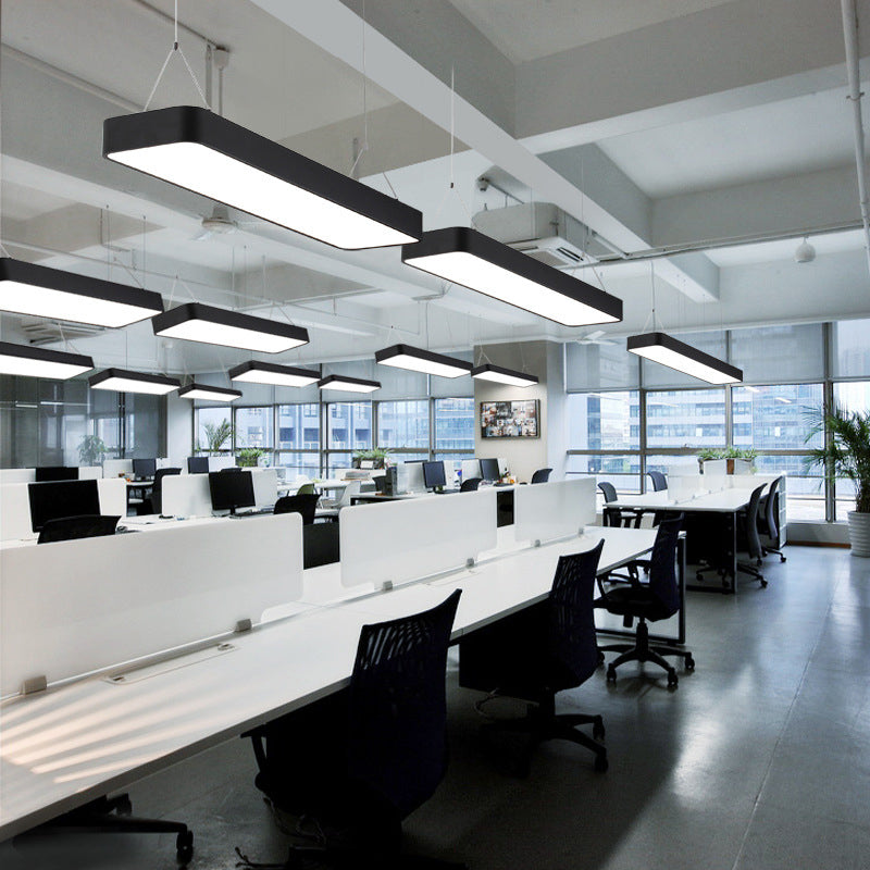 Büro LED Hängeleuchte Moderne schwarze Pendelleuchte mit rechteckigem Acrylschirm, 23,5"/47"/71" L