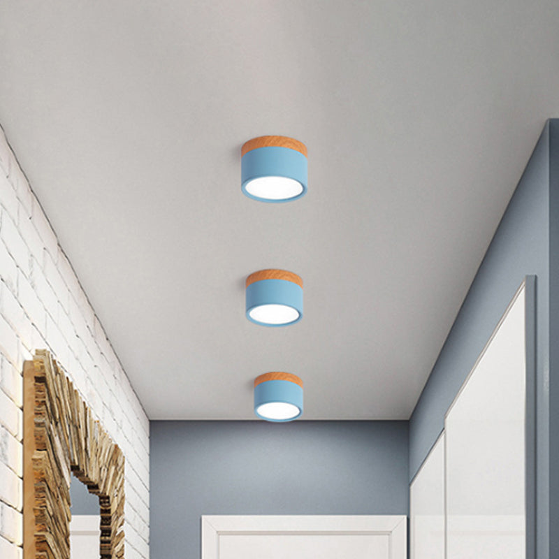 Moderne Macaron Deckenleuchte – Kompakte Metall/Holz Flush Mount Beleuchtung für Küche und Bar in Gelb, Blau und Schwarz