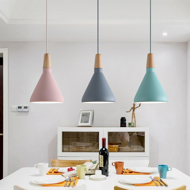 Grau/Rosa/Grün Kegel Hängeleuchte Macaron 1 Glühbirne Aluminium Deckenpendelleuchte mit Holzaufsatz für das Esszimmer