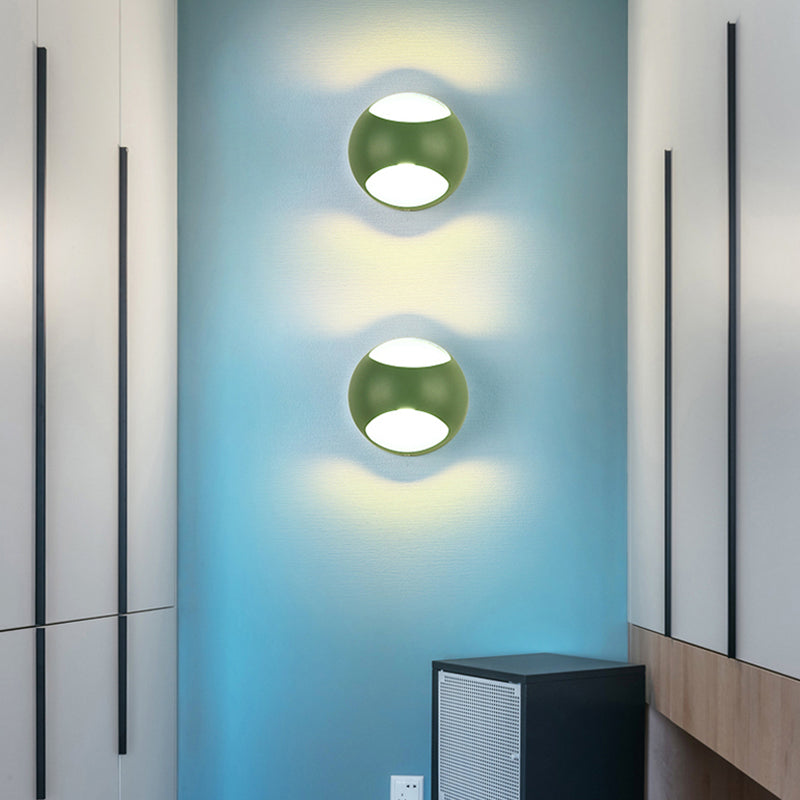 Frendorf | Einfache Stil Halb-Globus Wandlampe Kunststoff Einzelkopf Wandlicht für Arbeitszimmer
