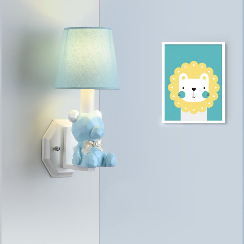 Frendorf | Resin Kleine Beer Wandlamp Oogverzorgend 1 Kop Cartoon Wandlamp met Coolie Schaduw