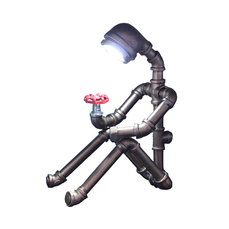 Sitzende Rohrmann Nachttischlampe Industrie Stil Eisen 1 Kopf Silber/Bronze Tischbeleuchtung