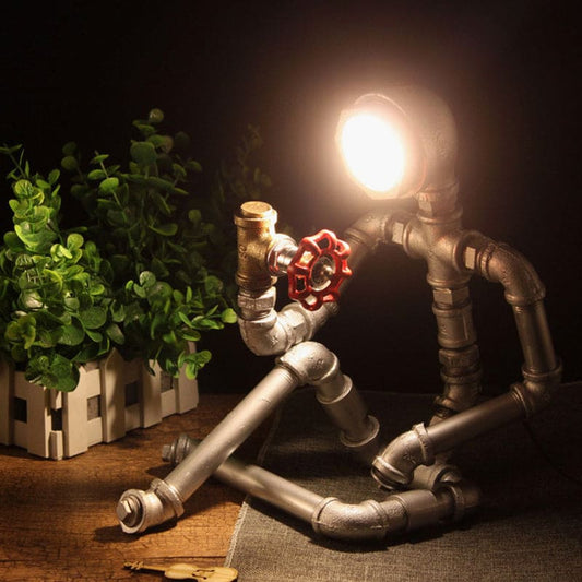 Frendorf | MechForma Industrielle Tischlampe – Kreatives Menschliches Design