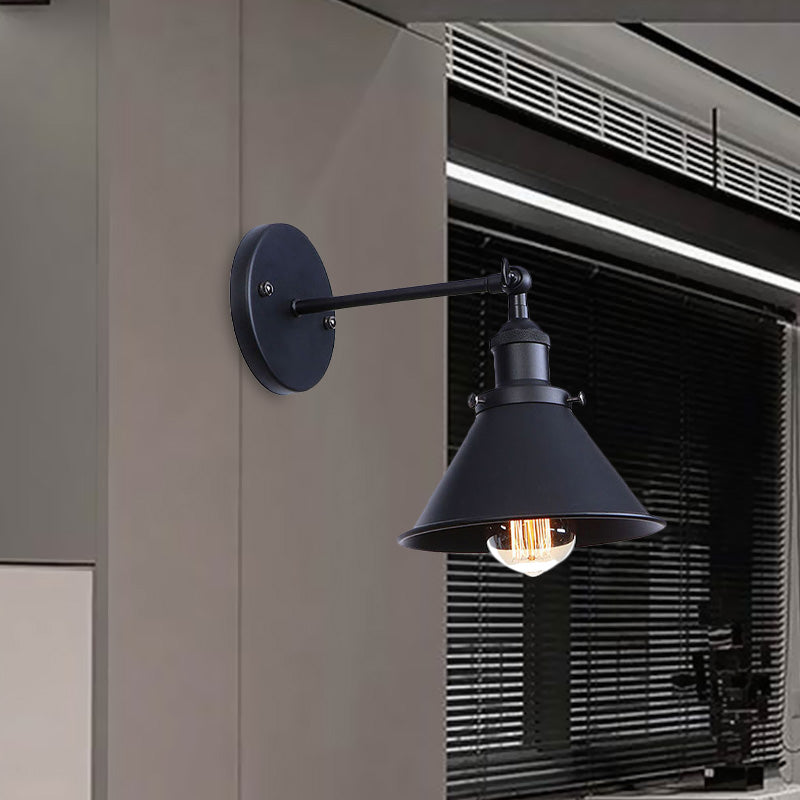 Frendorf | Schwarz/Messing-Finish Flared Sconce Lichtarmatur Industrie Metall 1 Glühbirne Schlafzimmer Wandlicht, 7"/8,5" Breite