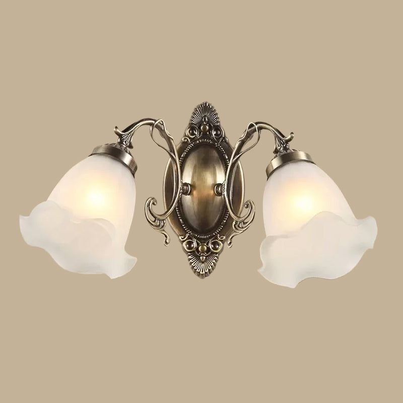 Frendorf | 1/2-Birne Opal Matt Glas Wandlampe Landhaus Bronze Blume Wohnzimmer Beleuchtung Ideen