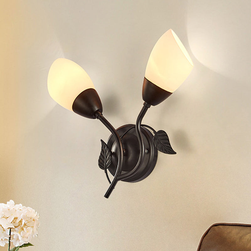 Frendorf | Rustieke Tulp Wandlantaarn Licht 2 Lampen Opal Frosted Glas Wandgemonteerde Lamp in Zwart/Goud voor Slaapkamer