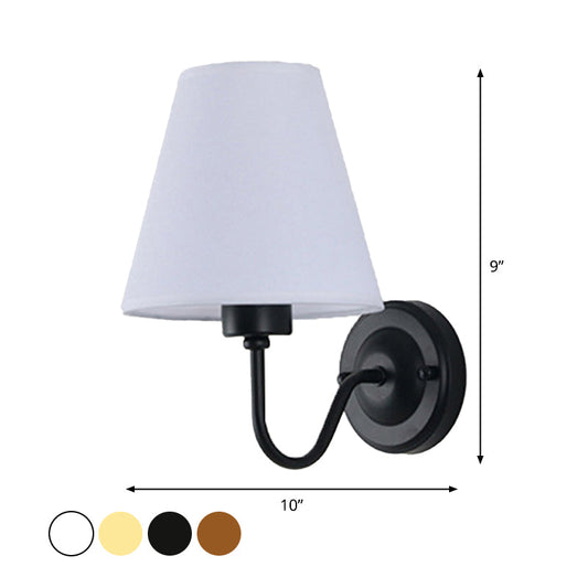 Frendorf | Schwarz/Braun/Beige Cone Wandlampe Nordic 1-Licht Stoff Wandbeleuchtung mit gebogenem Arm in Schwarz/Weiß