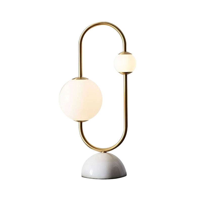 Messing Schaltkreis Design Nachtlampe Postmodern 2 Glühbirnen Weißes Glas Tischbeleuchtung mit Marmorbasis