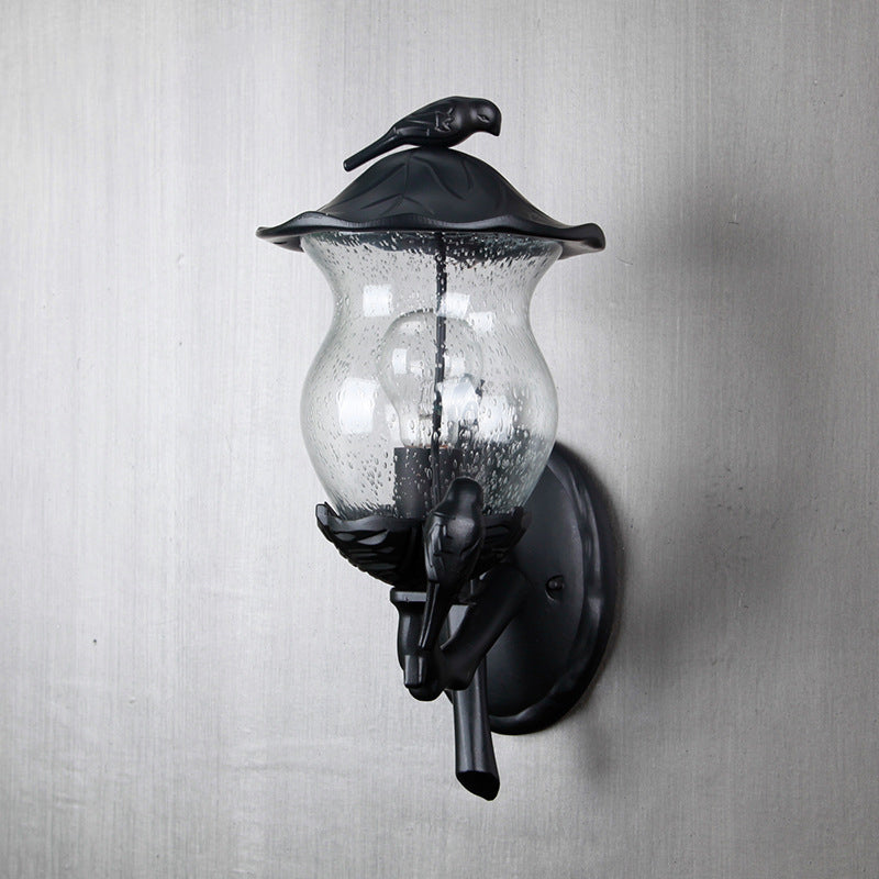 Frendorf | 1-Licht Seedy Glas Lantern Wandeinbouw Rustic Zwarte Gourde Vormige Tuin Wandlamp met Vogel Deco