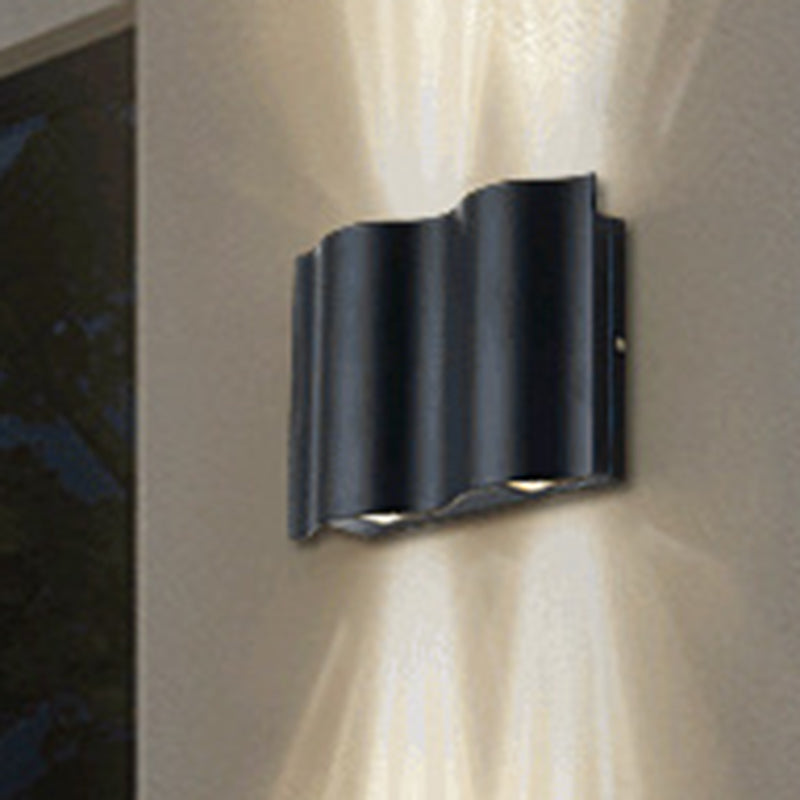 Frendorf | 2/4/6-Licht Patio LED Wandleuchte Moderne Schwarze Aufbauwandleuchte mit Wellenförmigem Metallschirm, Warm/Weißes Licht