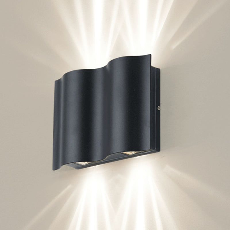 Frendorf | 2/4/6-Licht Patio LED Wandleuchte Moderne Schwarze Aufbauwandleuchte mit Wellenförmigem Metallschirm, Warm/Weißes Licht