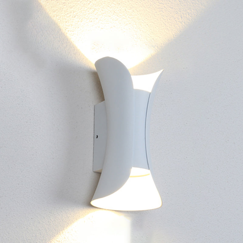 Klein/Groß Fließende LED Wandleuchte Modern Metall 2 Leuchtmittel Schwarz/Weiß/Weiß-Gold Oben Unten Licht für Terrasse