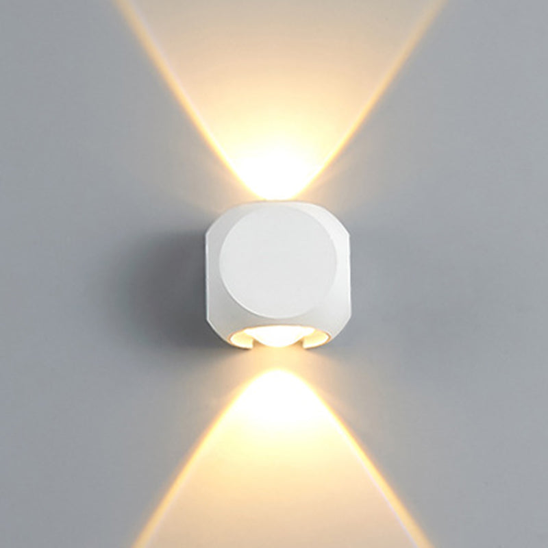 Frendorf | Mini Cube Wand Washer Sconce Nordic Aluminium 2/4-Kopf Wohnzimmer LED Wandlampe in Schwarz/Weiss
