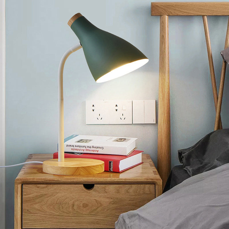 Metall Horn Schirm Leseleuchte Erwachsene Schlafzimmer 1 Glühbirne Nordic Schreibtischlampe mit Stecker-Kabel