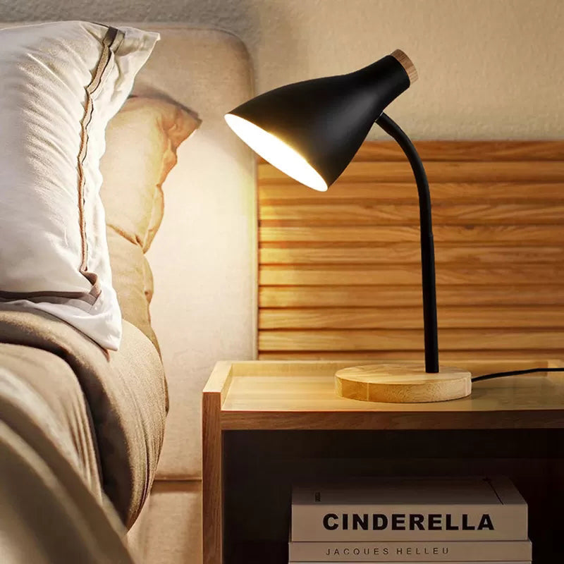 Metall Horn Schirm Leseleuchte Erwachsene Schlafzimmer 1 Glühbirne Nordic Schreibtischlampe mit Stecker-Kabel