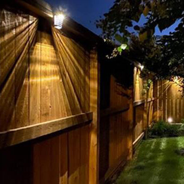 Frendorf | SolarVista LED Wandleuchte | Trapezdesign | Wasserdicht | Solar Außenbeleuchtung | Energieeffizient