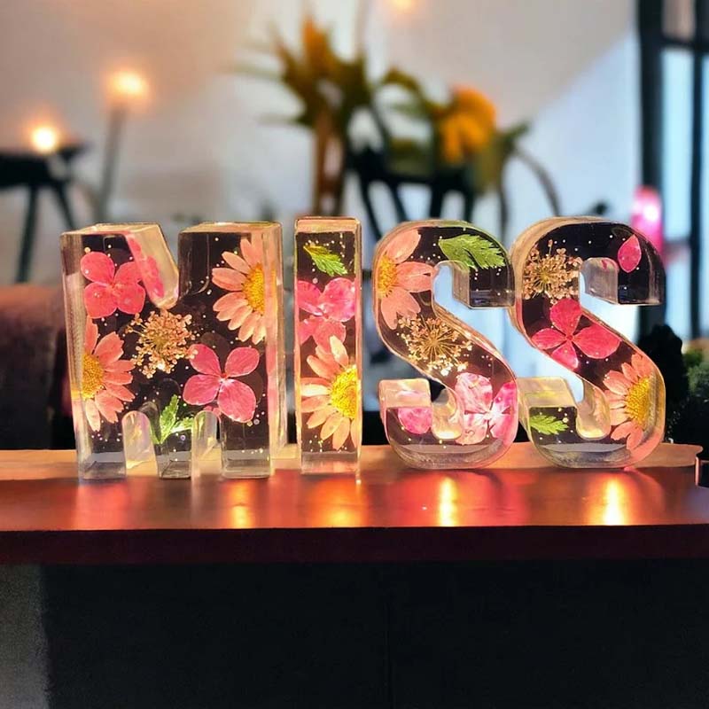 Frendorf | Nachtlicht aus Kunstharz mit Blumenmuster