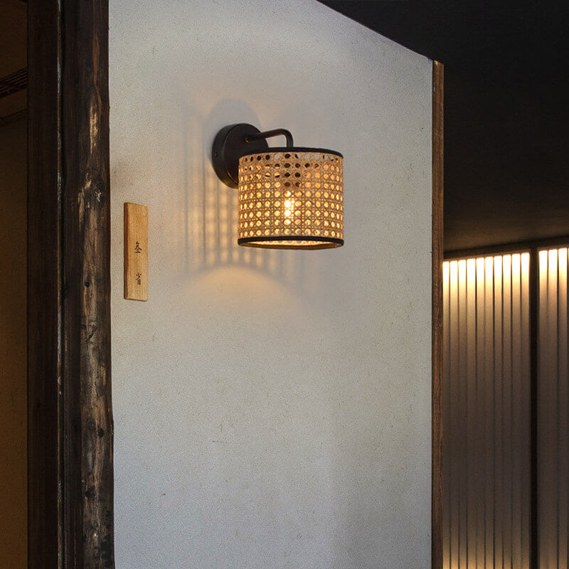 Frendorf | Ravelle Rattan Wandlampe | Modernes Webdesign | Trommelform | Stimmungsvolle Beleuchtung für Zuhause