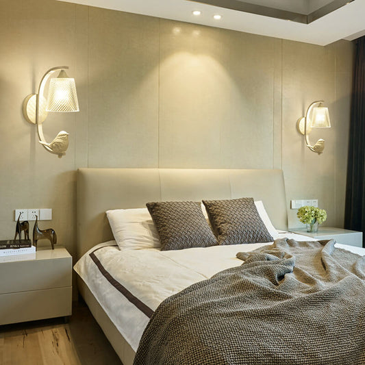 Frendorf | Avioria Wandlampe mit Glasschirm & Deko-Vogel | Modernes Design | Stimmungsvolles Licht für Zuhause