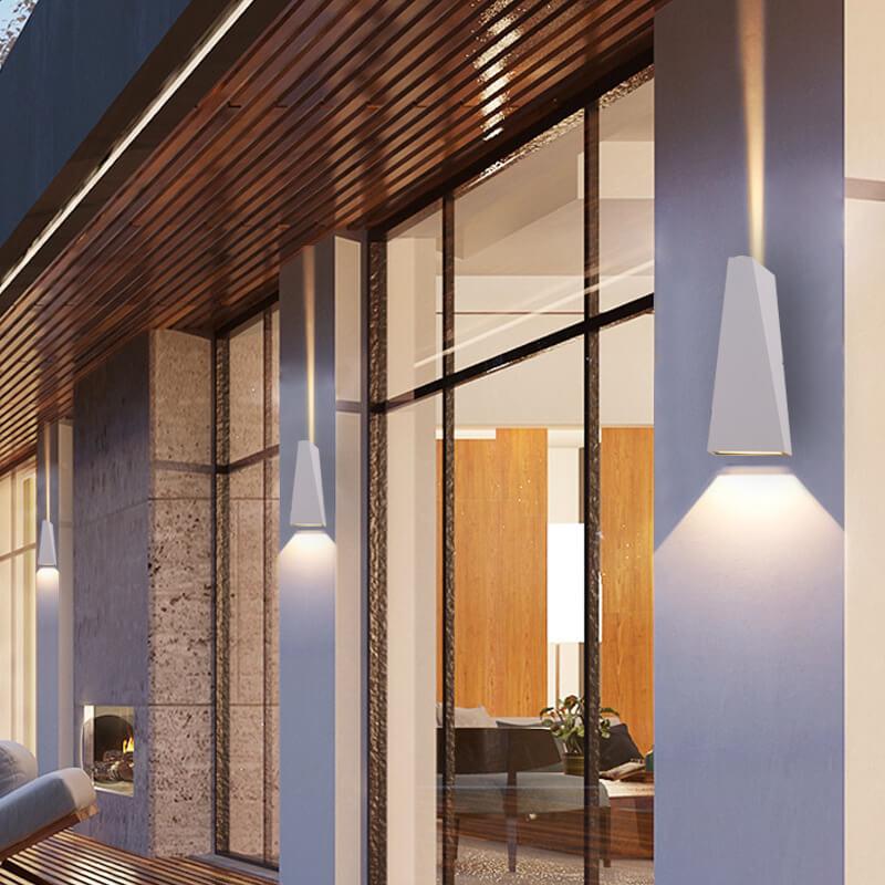 Frendorf | Trapeo LED Wandleuchte | 2-flammig | Modernes Design | Innen- & Außenbeleuchtung