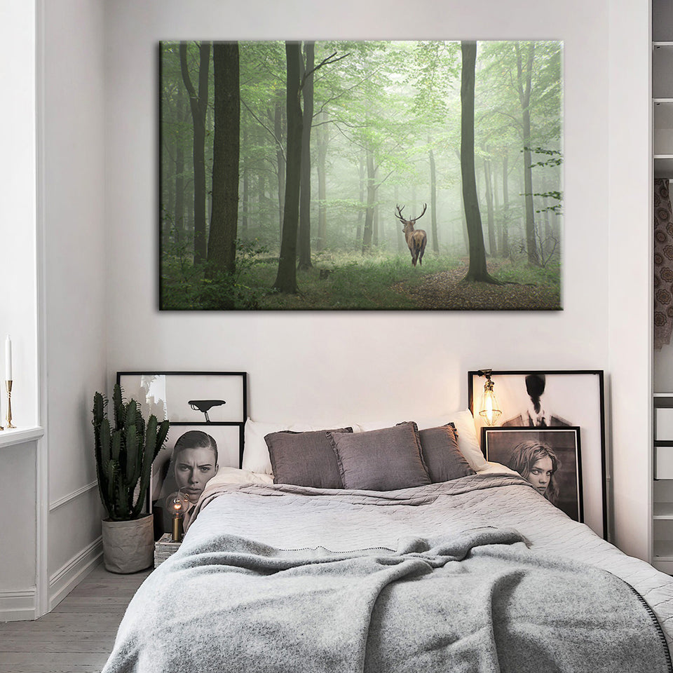 Misty Mystical Deer In The Woods - Leinwand Wandkunst Malerei
