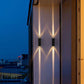 Frendorf | AquaLuxe LED Außenwandleuchte | Wasserdicht & Modernes Design | Rechteckige Außenlampe für Haus & Garten