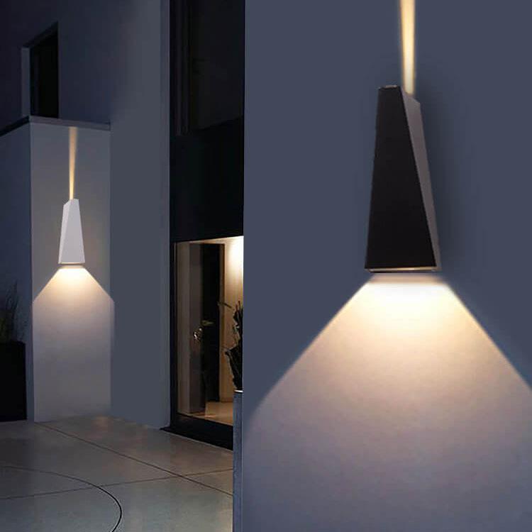 Frendorf | Trapeo LED Wandleuchte | 2-flammig | Modernes Design | Innen- & Außenbeleuchtung