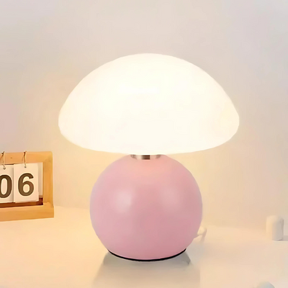 PaddyLight | Elegante kleine Tischlampe aus cremefarbenem Windkeramiek