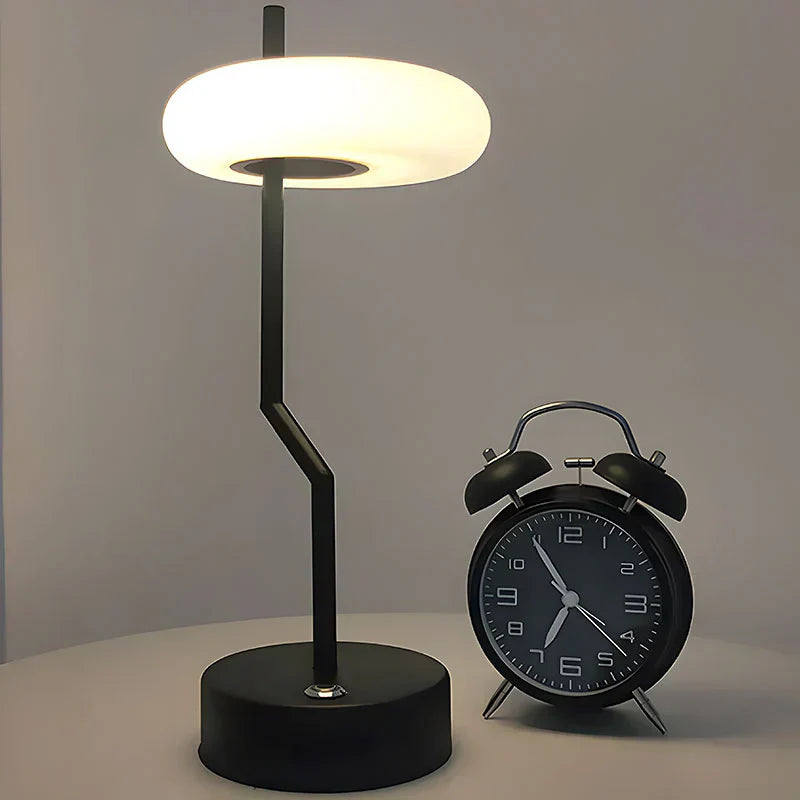 Frendorf | CurvaGlow - Elegante Stehlampe mit rundem Schirm