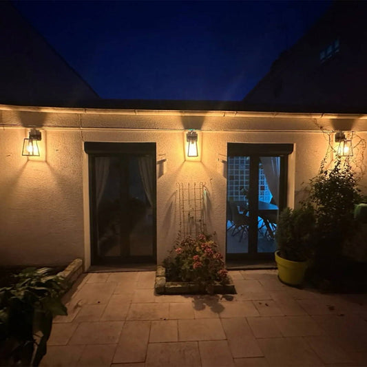 Frendorf | NovaGlow moderne Außenlampe für elegante Räume