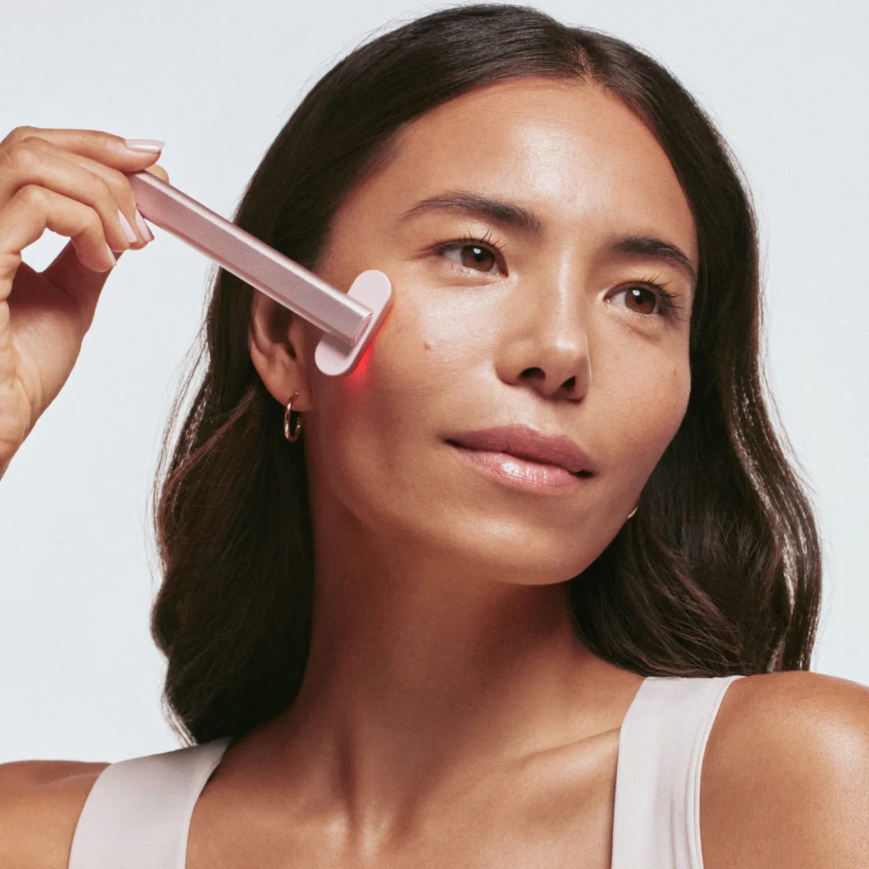 Frendorf | Augenmassager Lichtstrahl Rot | Fühlen Sie sich selbstbewusst und schön