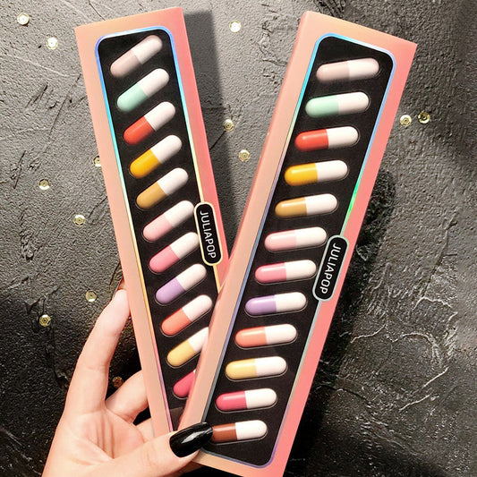 Frendorf | 12-Farbiges Mattes Kapsel Lippenstift Set