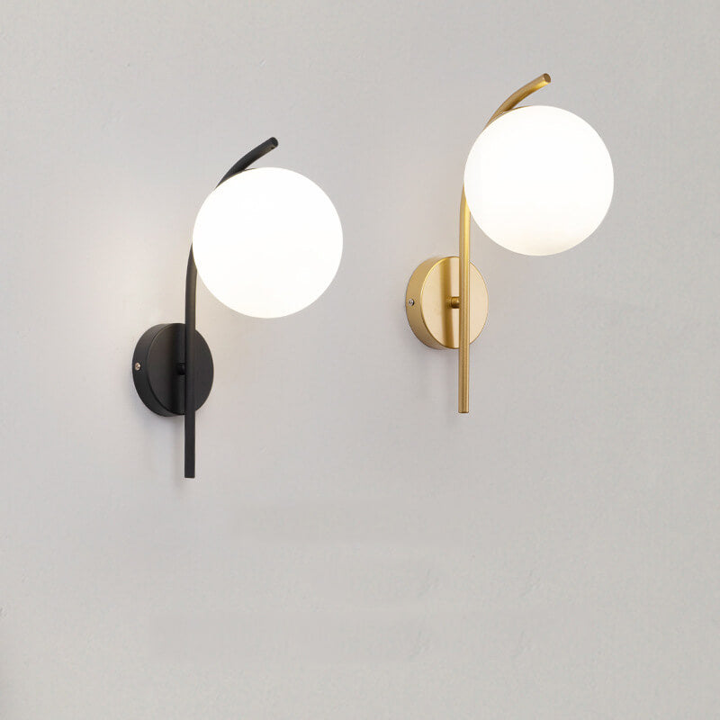 Frendorf | GlobeArc Nordic LED Wandleuchte | Glas-Kugel | 1-flammig | Modernes Design | Deko für Zuhause