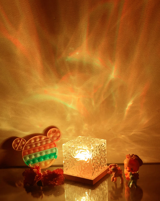 Frendorf | Luxora Qrismora LED Tischlampe | Kabellos | Stimmungslicht | Modernes Design