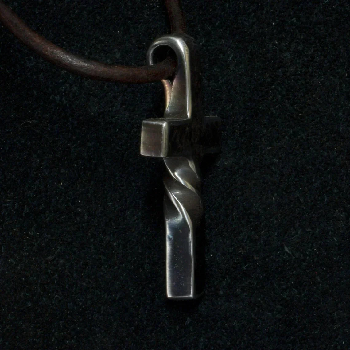 Frendorf | Handgemacht - Kreuz-Halskette