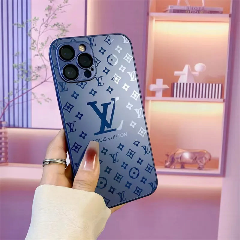 Frendorf | Luxuriöse Louis Vuitton Frosted Matte Hülle für iPhone 13 / 14 / 15 Serie