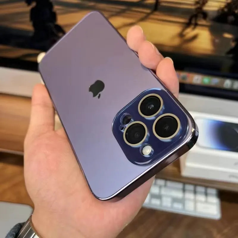 Frendorf | Galvanisiertes Mattes Acryl Gehärtetes Glas iPhone Schutzhülle