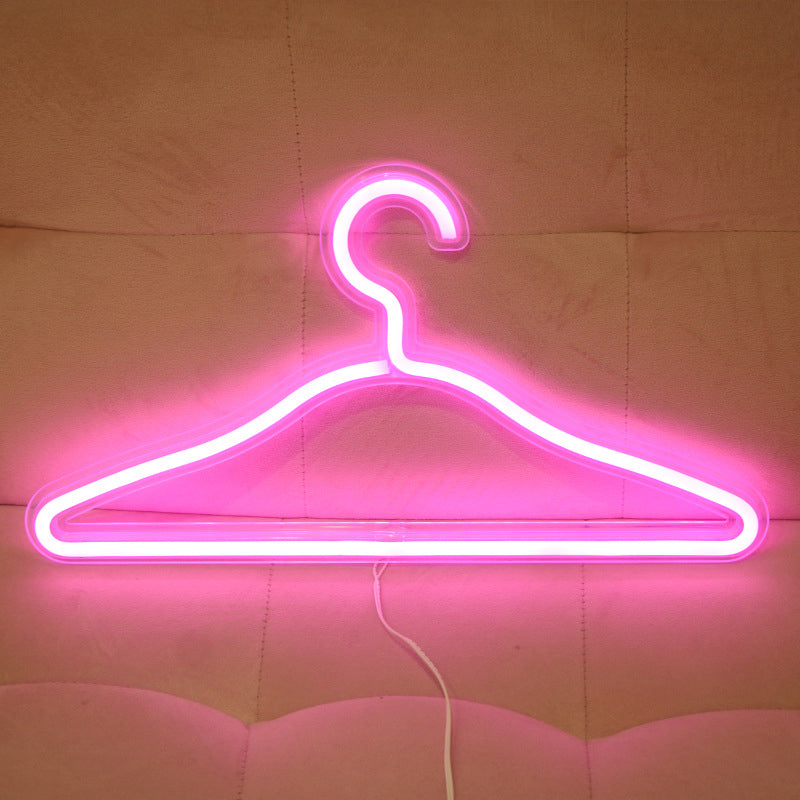 Frendorf | Kledinghanger Slaapkamer Nachtkastje Licht Plastic USB LED Minimal Wandlamp in Wit