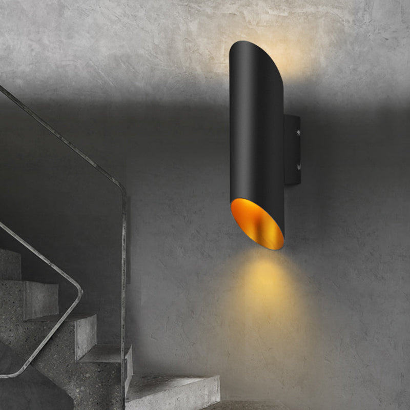 Frendorf | Minimal Oblique Tube Wandlampe Aluminium 2 Lichter Korridor Wandleuchte in Schwarz