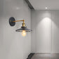 Frendorf | Metalen rechte arm wandverlichting armatuur fabriek 1 gloeilamp eetkamer wandlamp in zwart en messing