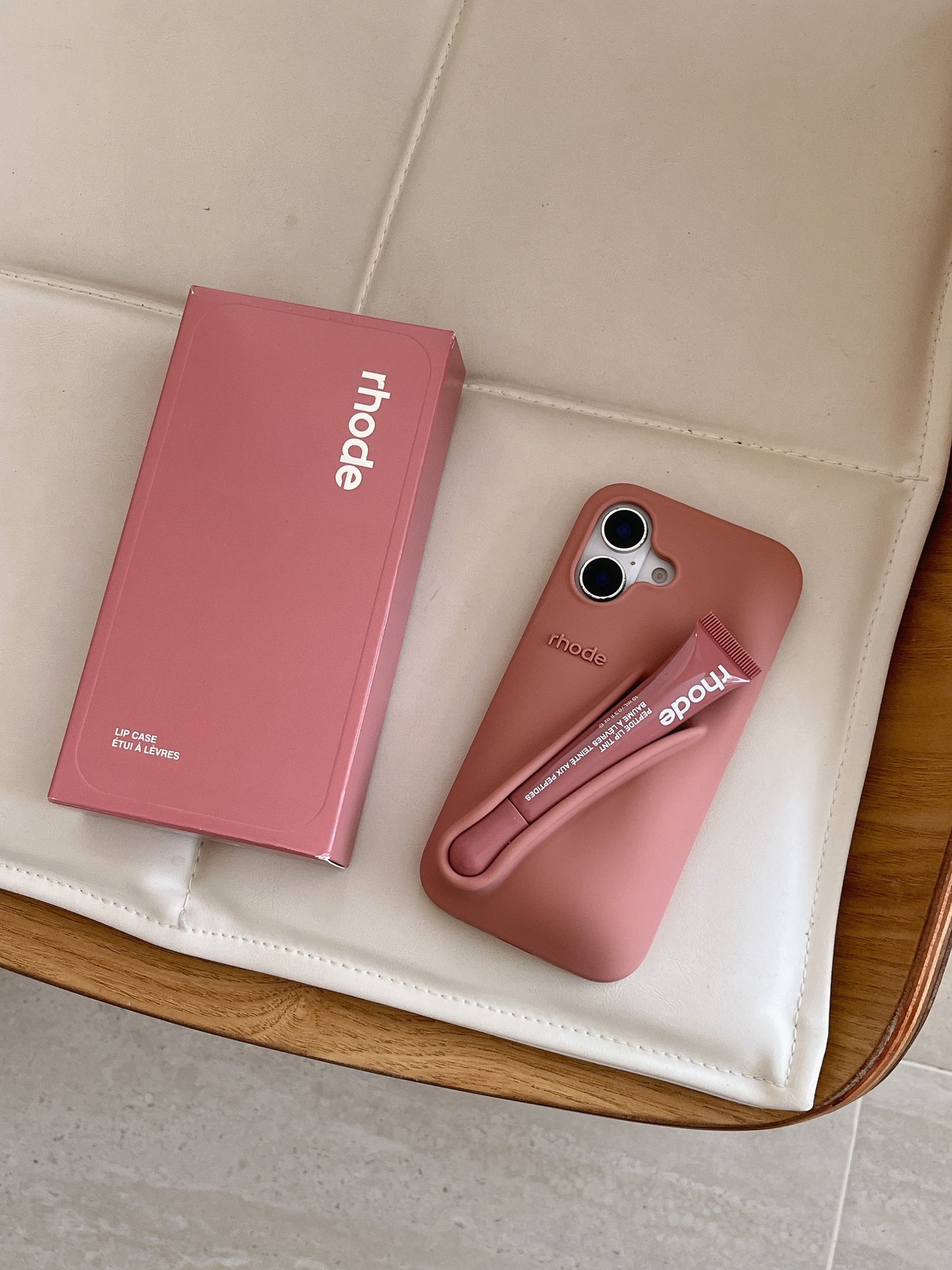 Frendorf |  3D Silikon Lippenstift Handyhülle für iPhone